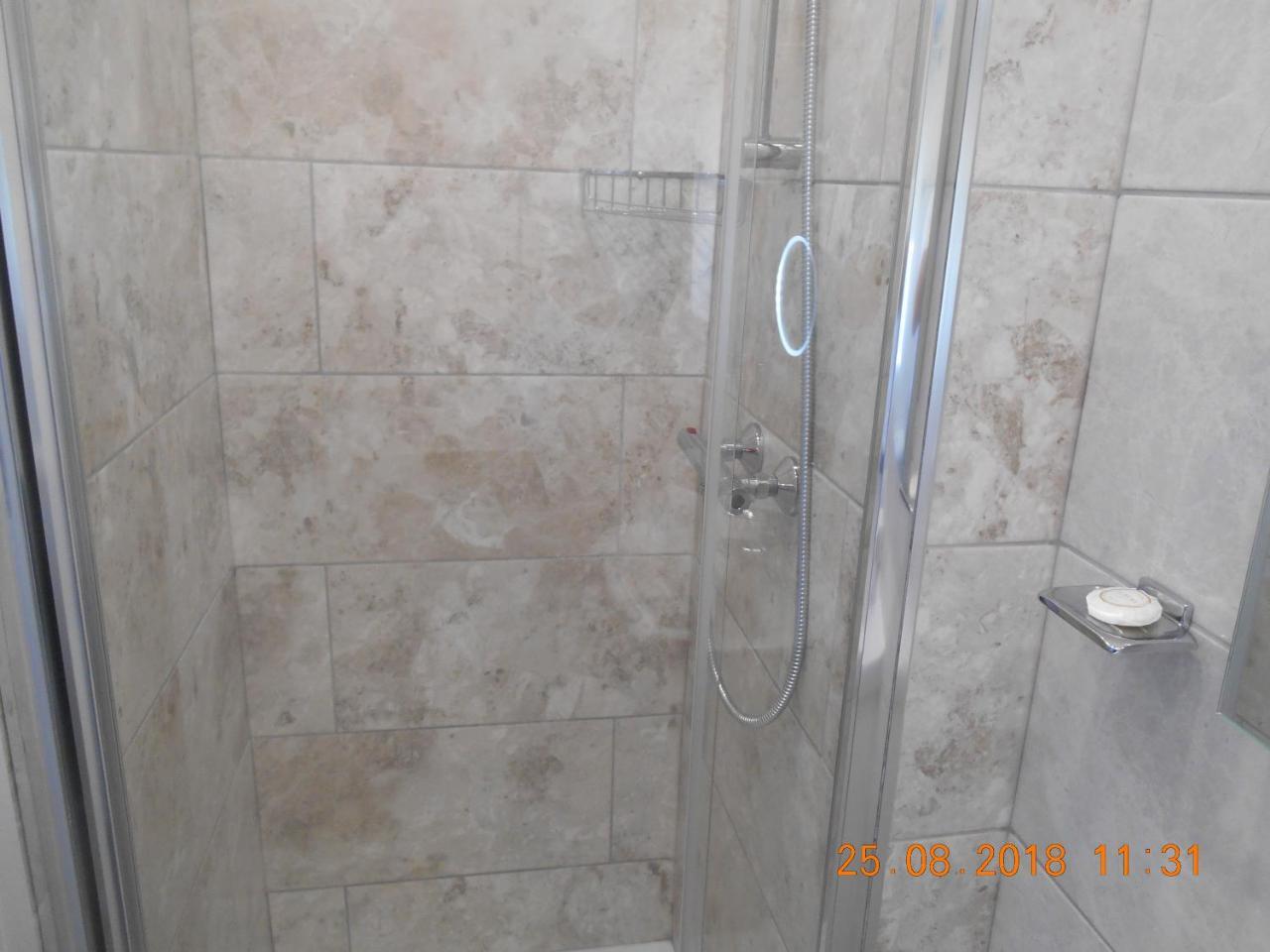 The Glenroy 3* Blackpool